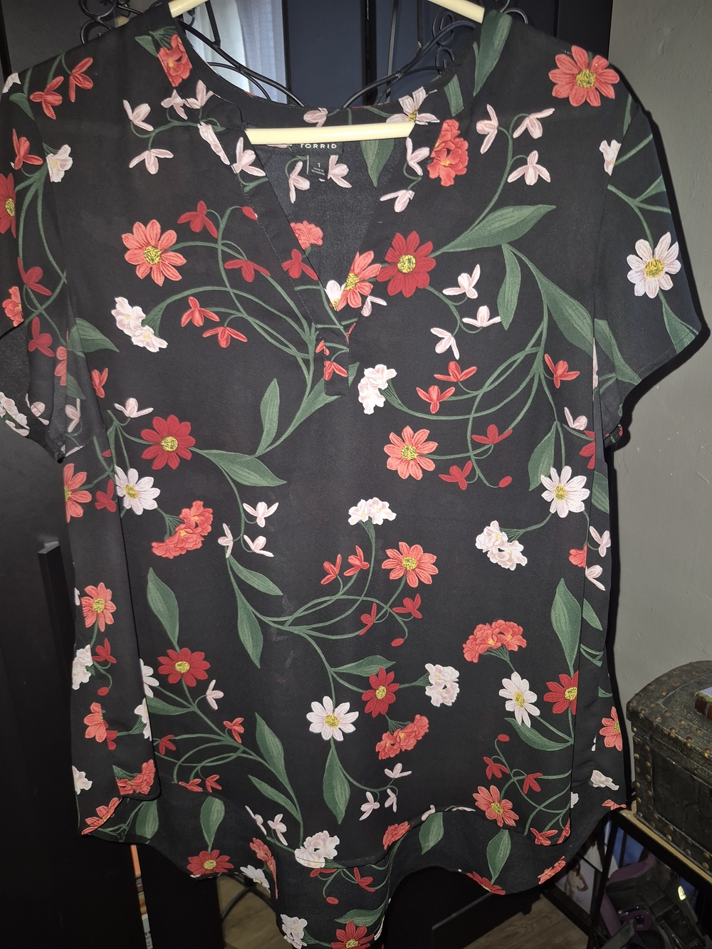 TORRID Black Floral V-Neck Short Sleeve Top